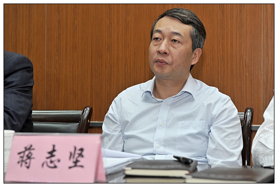 晋中学院在图书馆召开第一届科研工作会议