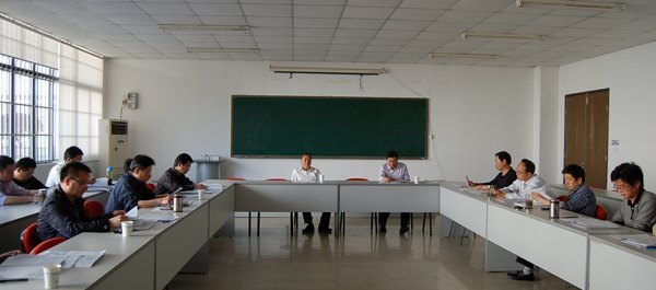 【两代会专题报道四】黄山学院第三届教代会暨工代会第一次会议举行分团讨论