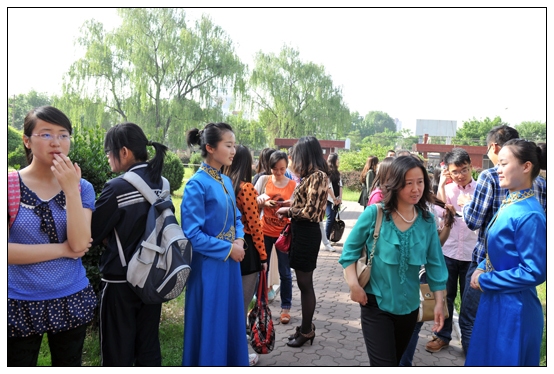 2013��ȫ����ѧ��Ӣ�ﾺ��ɽ�������������������ڽ���ѧԺ����