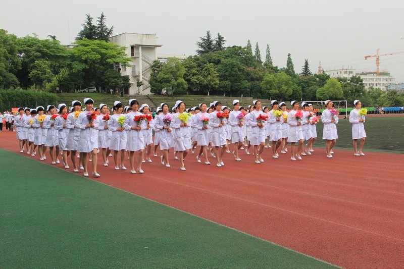 三峡大学科技学院第八届田径运动会隆重举行