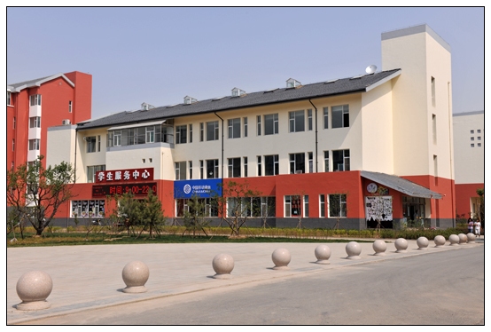 新校区学生服务中心：优质、快捷、方便、品种繁多
