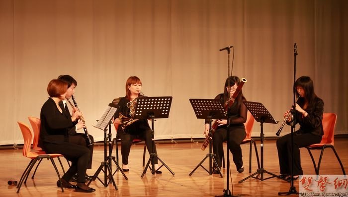 南京艺术学院“高雅艺术进校园”走进两所高校