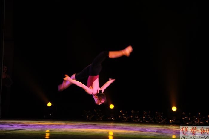 2009级舞蹈表演班毕业汇报演出成功上演