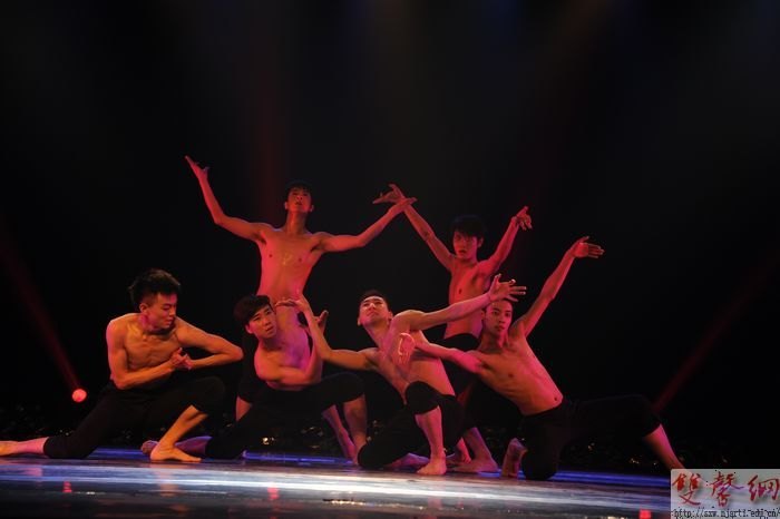 2009级舞蹈表演班毕业汇报演出成功上演