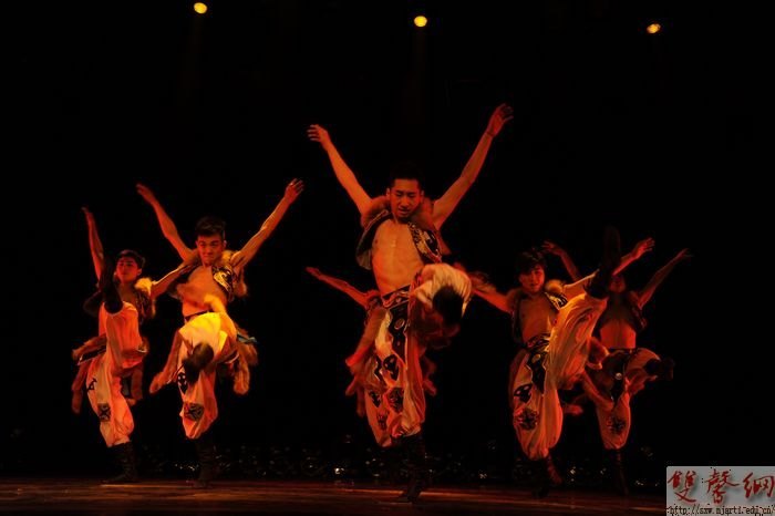 2009级舞蹈表演班毕业汇报演出成功上演