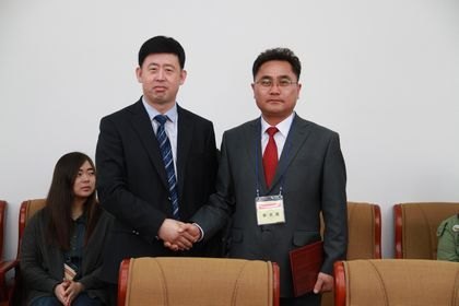 ������ѧ������Ժѧ���ҳ���ѧ�������ŵ�У�ι۷���