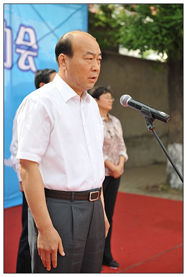 晋中学院举行2013年春季球类运动会开幕式