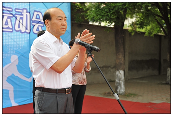 晋中学院举行2013年春季球类运动会开幕式