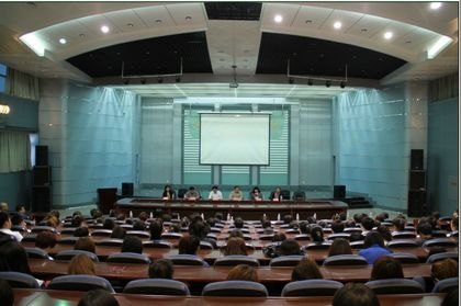 ��ְѧԺ�����׽�׿Խ�����˲Ű࿪�����