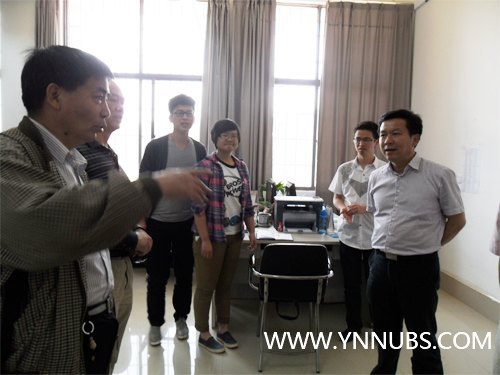 张福东副巡视员一行莅临云南师范大学商学院杨林校区视察指导工作