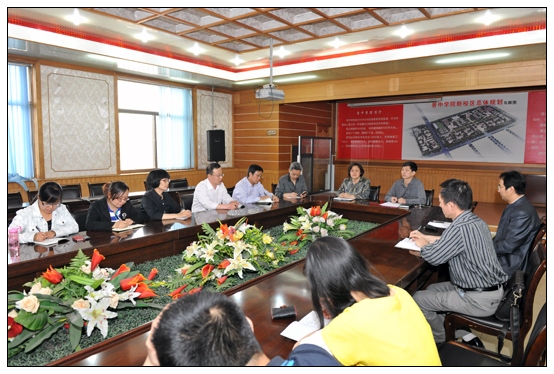 Ժ�쵼ͬ����ѧԺ����θɲ�������ǰ����̸��