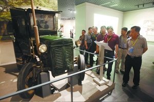 感受红色历史 领略绿色发展(南昌日报)