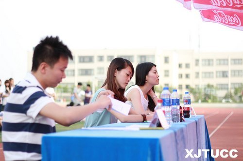 2013陕西大学生K歌大赛第六场海选走进西安交通大学城市学院