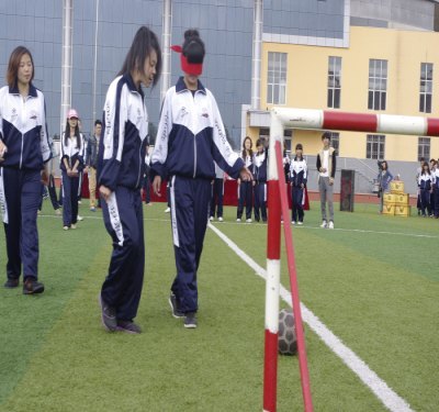 工商管理学院举办首届校企联谊趣味运动会