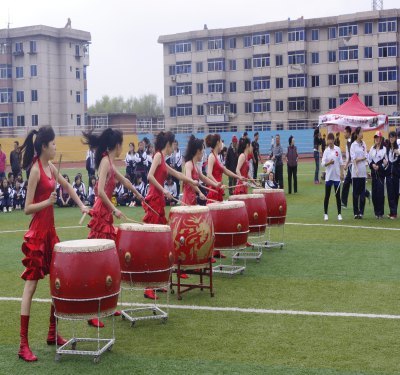 工商管理学院举办首届校企联谊趣味运动会