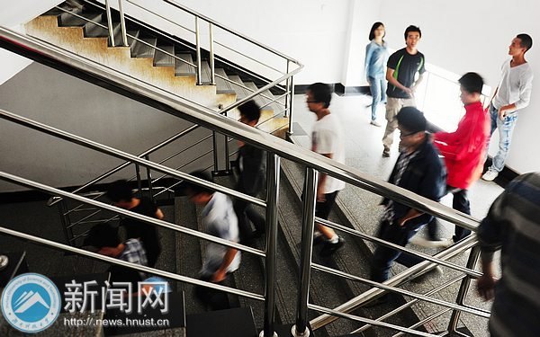 湖南科技大学地震应急疏散演练活动顺利展开