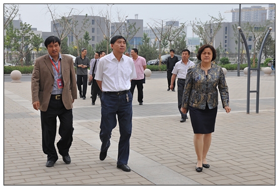 省高校新校区廉监办检查组到新校区检查工作