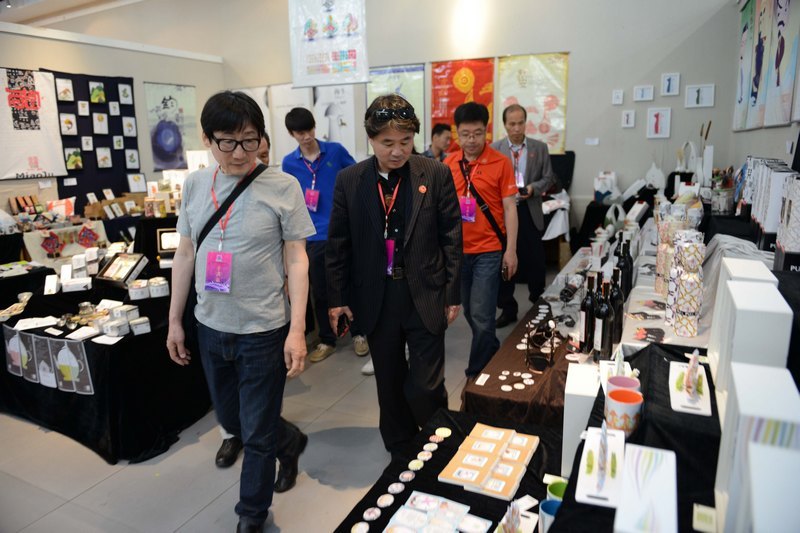 �������б����黭���������ŵ�����ѧԺ��������