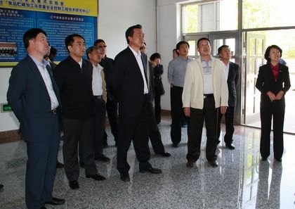 ʡ��Э��ϯ�ĵ���һ�е�������ѧ������п���ʡ��ЭίԱ