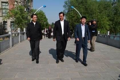 ʡ��Э��ϯ�ĵ���һ�е�������ѧ������п���ʡ��ЭίԱ