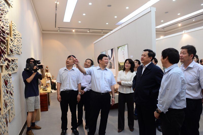 许昌市委书记王树山一行莅临许昌学院开展调研