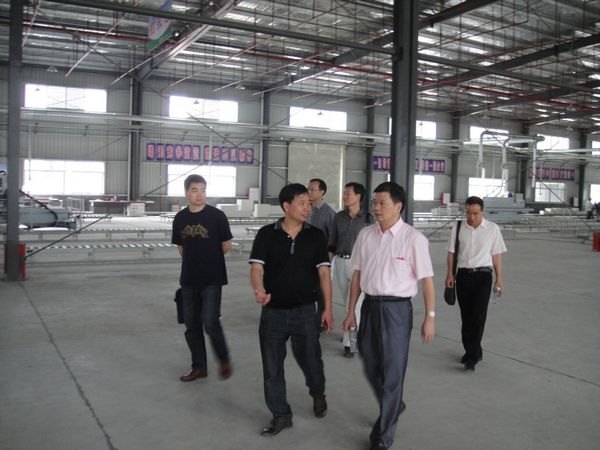 三明学院教授、博士团应邀访问福建大正厨具有限公司