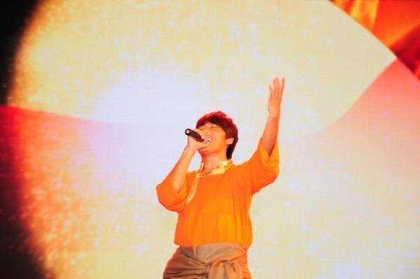 2013届西藏班毕业晚会【组图】