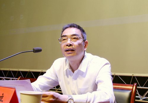 ̨��ѧԺ¡���ٿ�У�ڶ��ε����ᶯԱ��