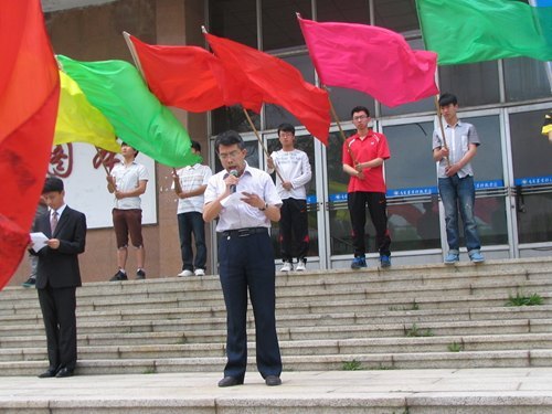 同文明握手 与健康拥抱同文明握手 与健康拥抱