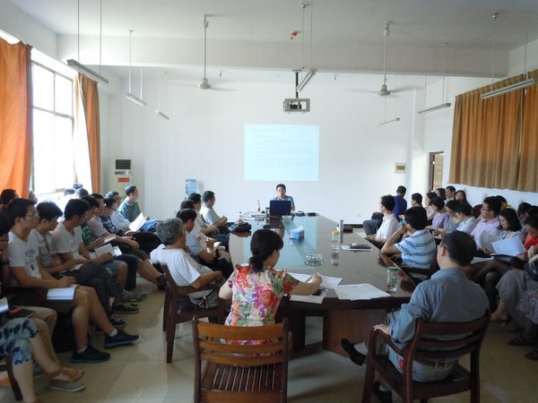 机电工程学院举办学习党的十八大精神专题辅导报告会