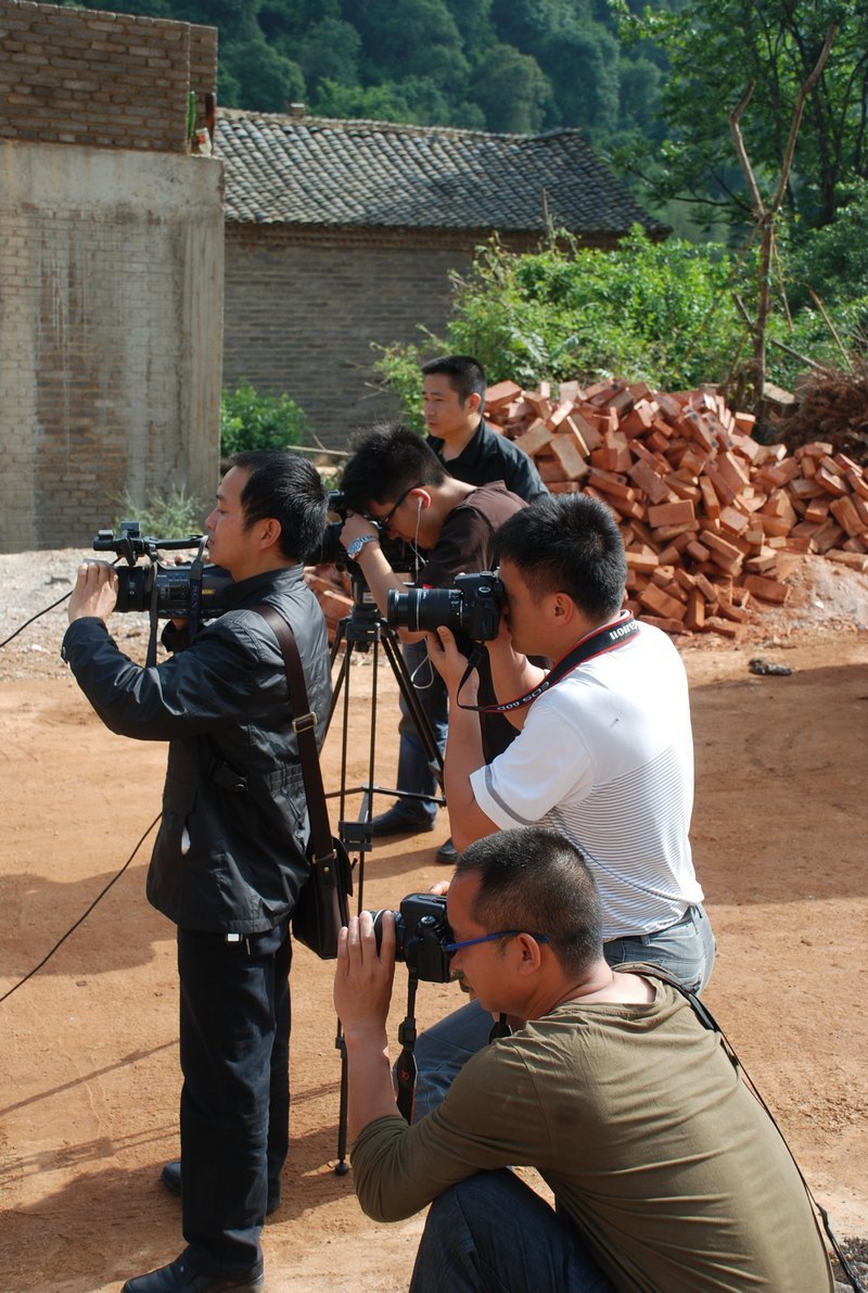 ����ʦ����ѧ��ѧԺ��Ⱥ���������ý���ע ��ѧ�����³�����ר��