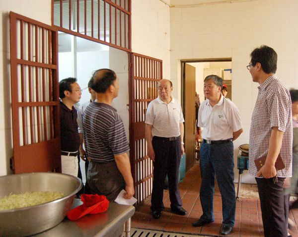 У�쵼����ϱ�У��ʳ��