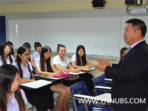 ������Ժ�����Ÿ�̩����У����