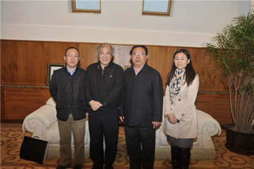 原世界不动产联盟主席拿督爱伦童国模先生一行访问长春建筑学院