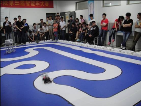 (图文)安徽工业大学工商学院成功举办第三届智能车大赛