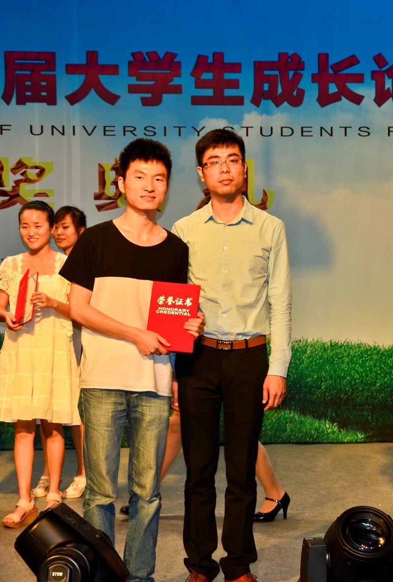 ��ľѧ���ڡ������е��Ľ��ѧ���ɳ���̳�����´��Ѽ�