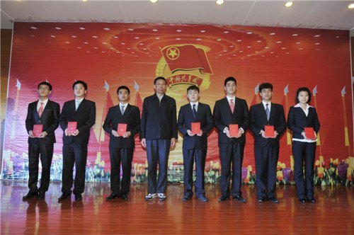 长春建筑学院开展首届“十佳大学生”评选并召开五四“创先争优”活动表彰大会