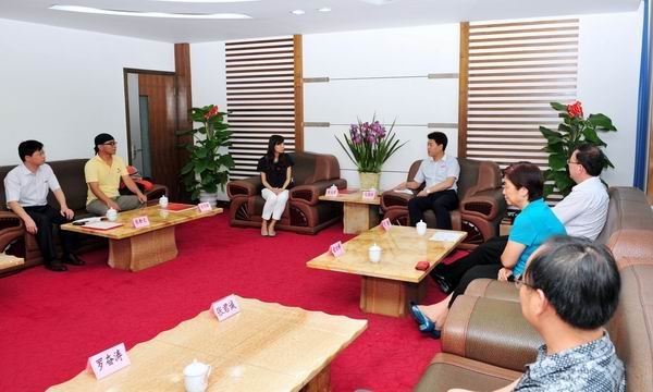 У�쵼����붫�Ƽ���ѧ�����ش�ѧ��ʦ