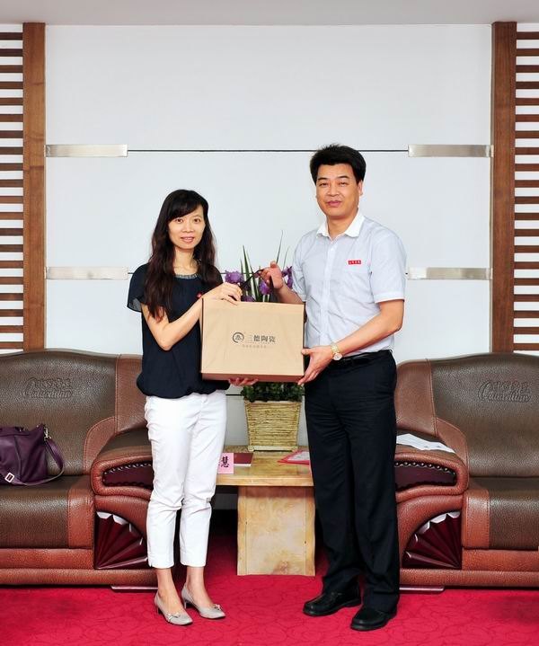 У�쵼����붫�Ƽ���ѧ�����ش�ѧ��ʦ