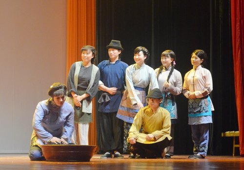 高雅艺术进校园来校作歌剧专场演出