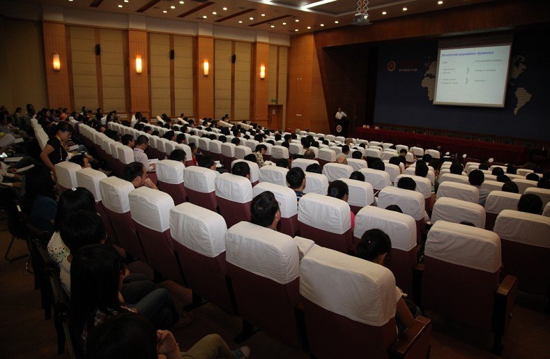 第四届计算与数学种群动力学国际会议在中北大学召开