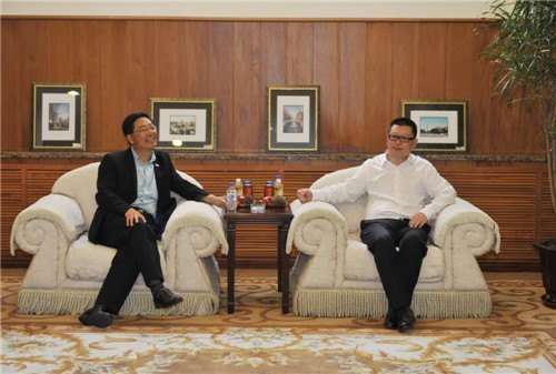 美国俄亥俄州立大学Daniel Sui教授一行来访长春建筑学院