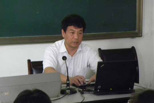 中国农业大学侯书林教授、北京邮电大学李端玲教授在晋中学院做学术报告