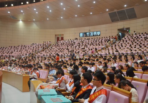 台州学院举行2012年度“爱华奖”颁奖典礼