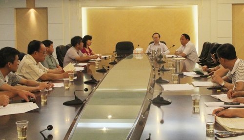 树“一面旗帜” 惠州学院启动2013基层党建创新“书记项目”