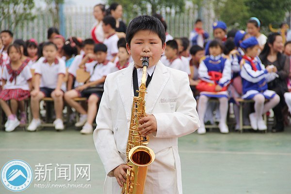 雏鹰飞翔 快乐成长:附校庆六一文艺汇演圆满举行