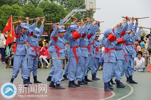 雏鹰飞翔 快乐成长:附校庆六一文艺汇演圆满举行