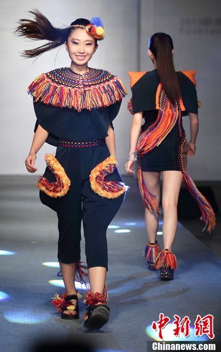 ���ѧԺ2013���װ��Ʊ�ҵ��Ʒ���㡱��ʱ�о���