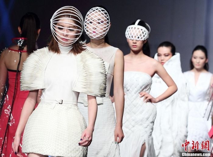 ���ѧԺ2013���װ��Ʊ�ҵ��Ʒ���㡱��ʱ�о���