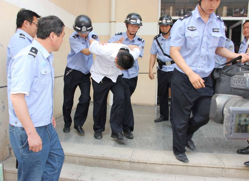 滨州学院举行校园突发性紧急事件应急演练